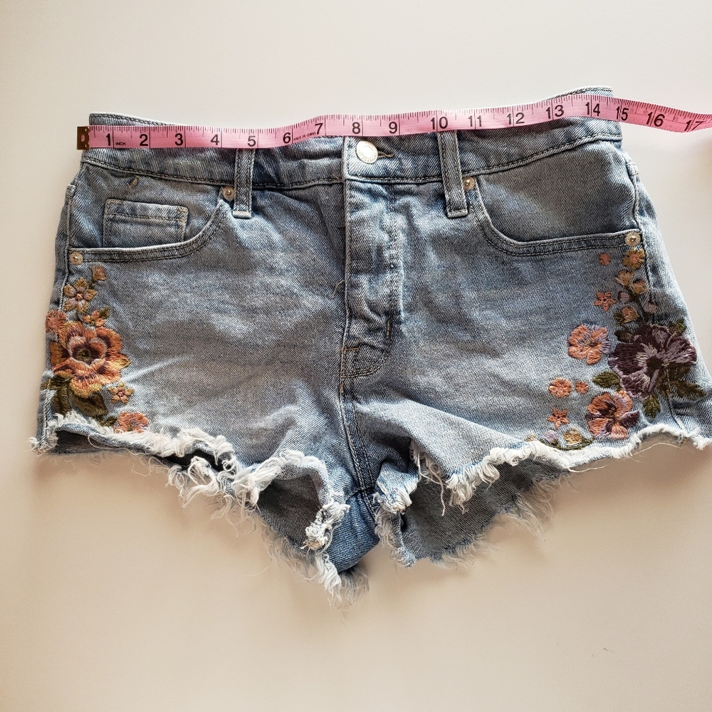 2/$14 or 1/$10 MOSSIMO DENIM HIGH RISE SHORT - Picture 5 of 5